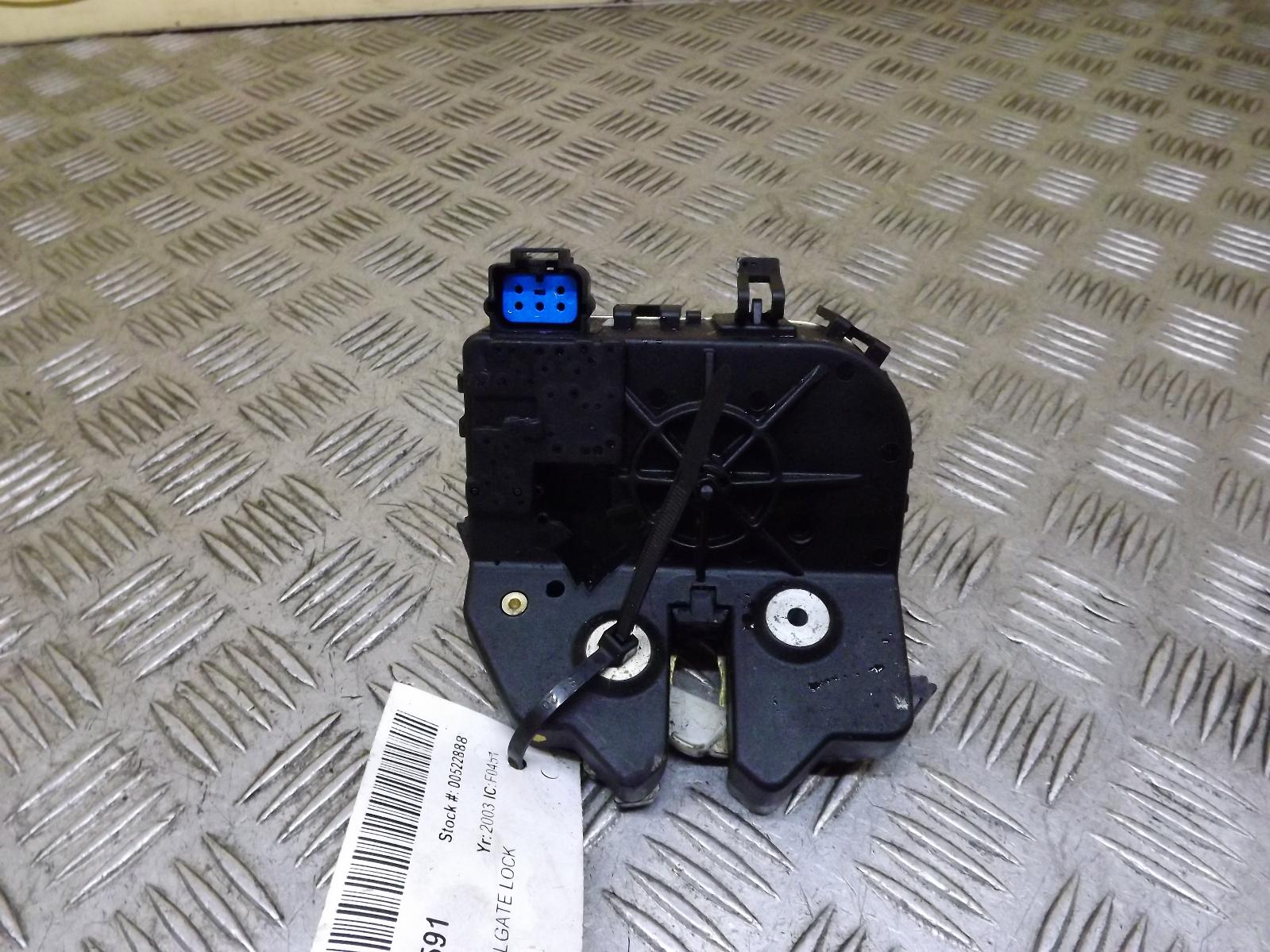 FORD FOCUS BOOT / TAILGATE LOCK ASSEMBLY 19982005¬ eBay